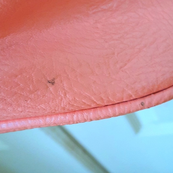 Beautiful dark salmon pink hobo bag. Used only a handful of times. - Picture 4 of 5